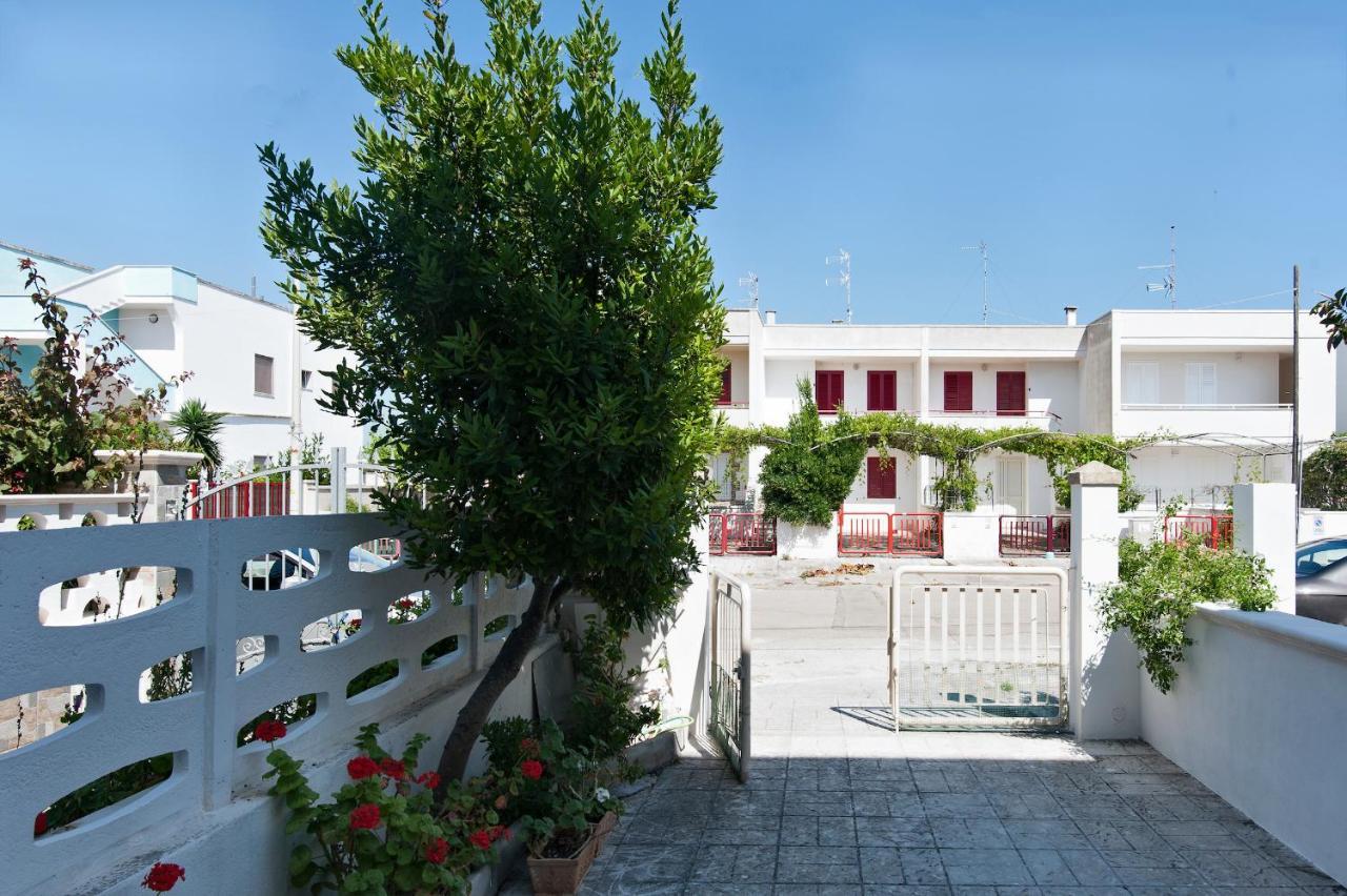 Brodolini Apartments Torre Dell'Orso Exterior foto